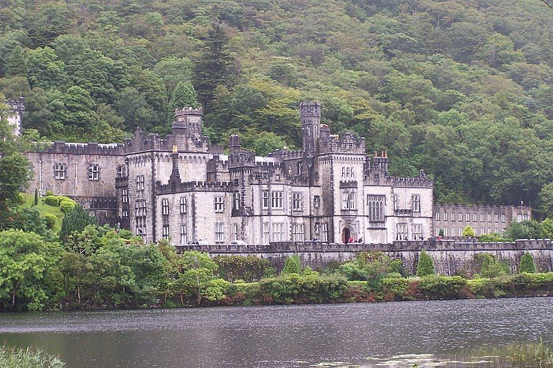 File:Kylemoreabbey.jpg