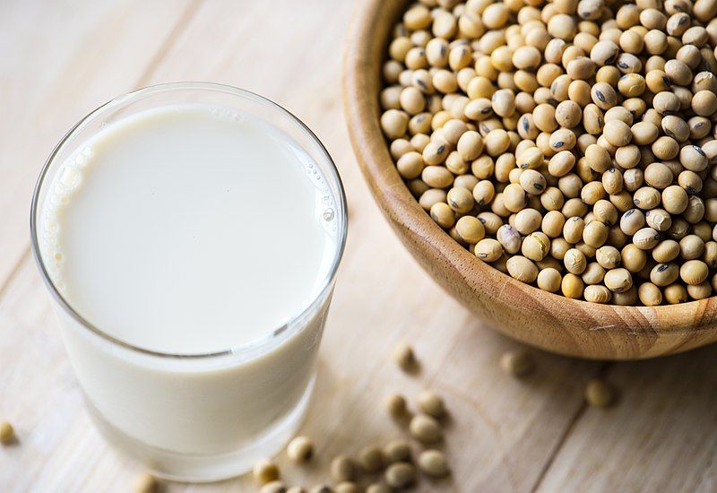 File:Lait-soya-soja-beans-legumineuse-Pixabay.jpg