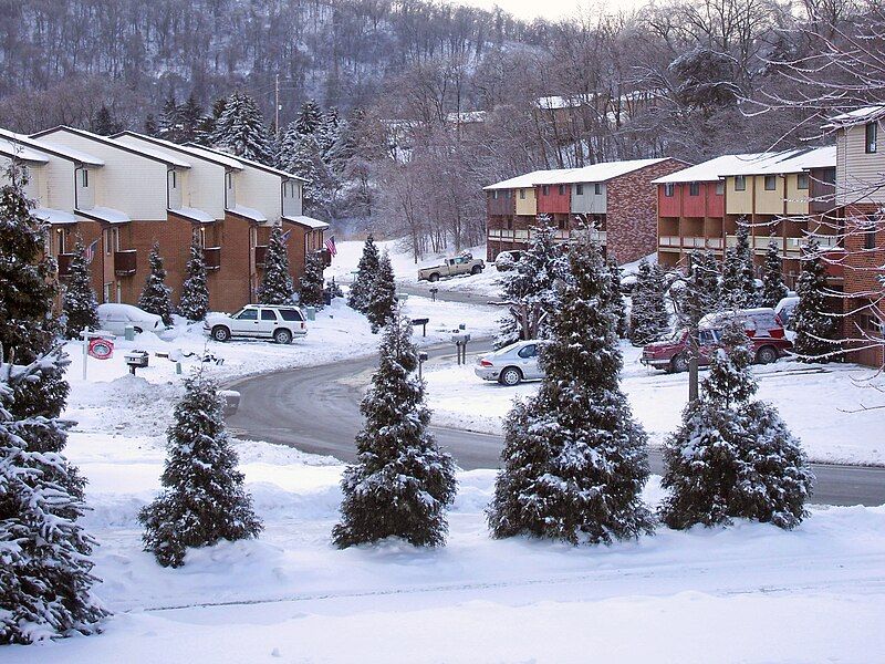 File:SnowPittsburgh.JPG