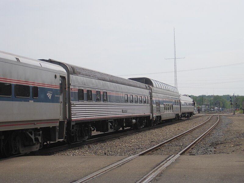 File:Amtrak business cars.jpg