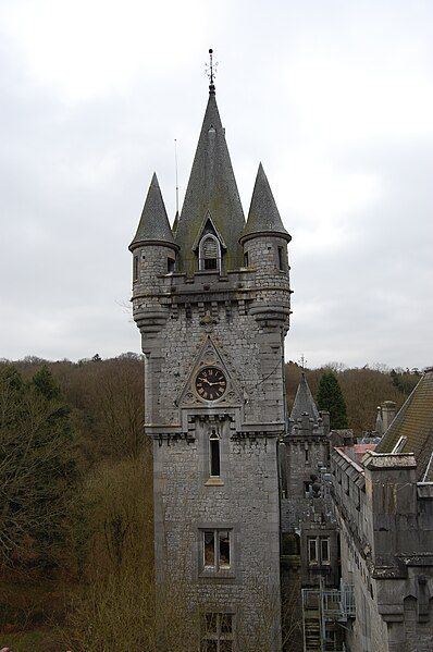 File:Castle Miranda tower.JPG