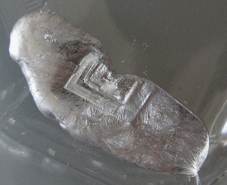 File:Gallium kristallisiert.JPG