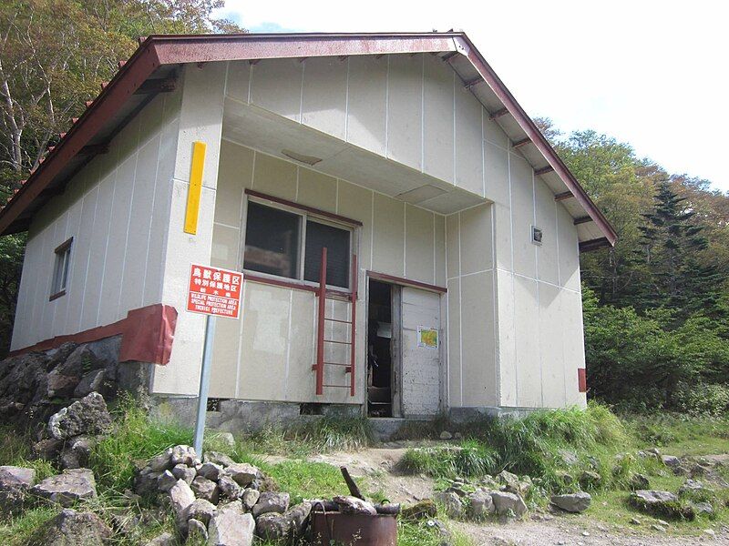 File:Goshiki emergency shelter.jpg