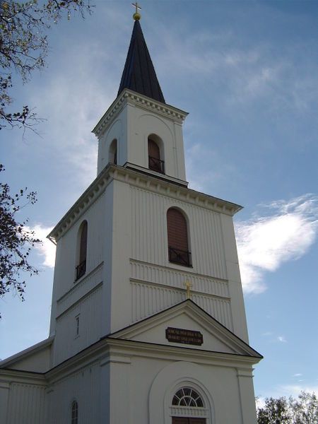 File:Holmsund Kyrka (Church).JPG