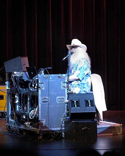 File:Leon Russell.jpg