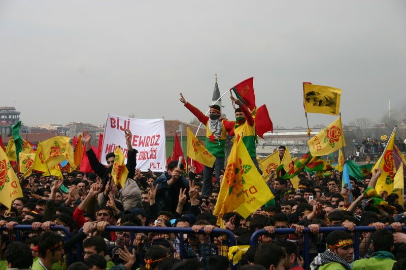 File:Newroz Istanbul(2).jpg