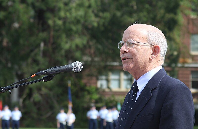 File:Peter DeFazio.jpg