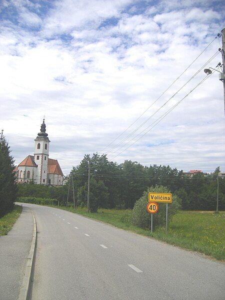 File:SLO-Spodnja Voličina1.JPG