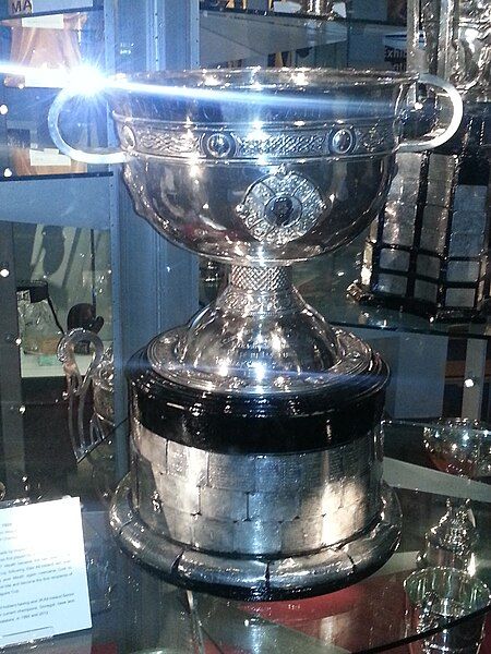 File:Sam Maguire Cup.jpg