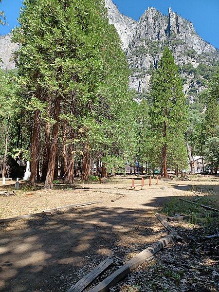 File:Yosemite Cemetery 5.jpg