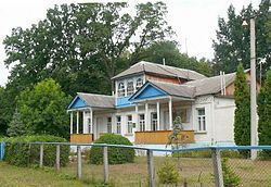 One of the older homes on Kreshchatyk street