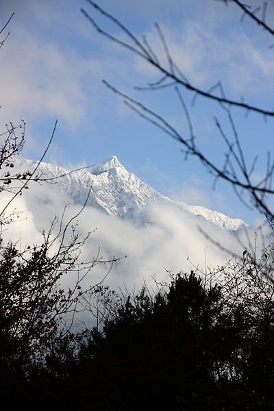 File:玉山主峰 (6786353517).jpg