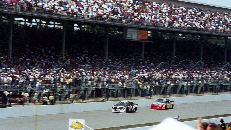 File:1994Brickyard400MastGordon.jpg