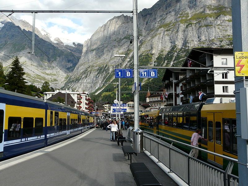 File:Bahnhof Grindelwald.jpg