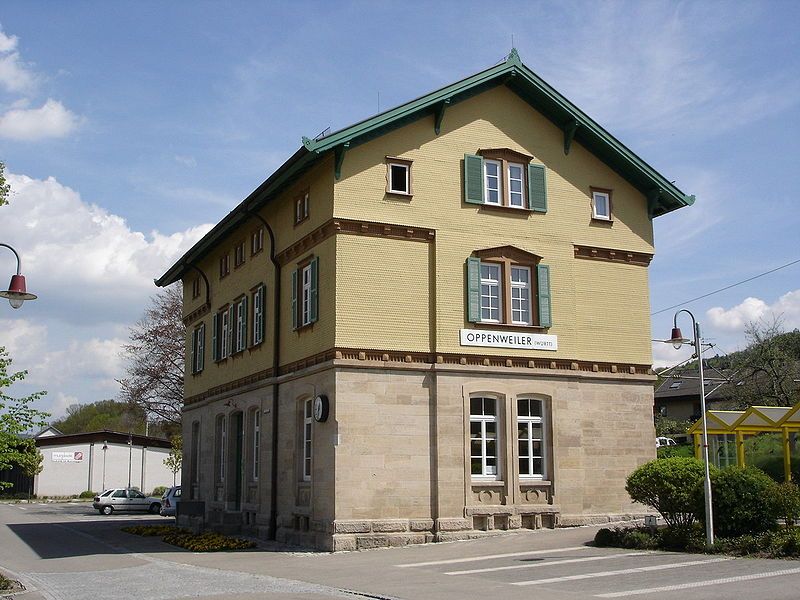 File:Bahnhof oppenweiler.jpg