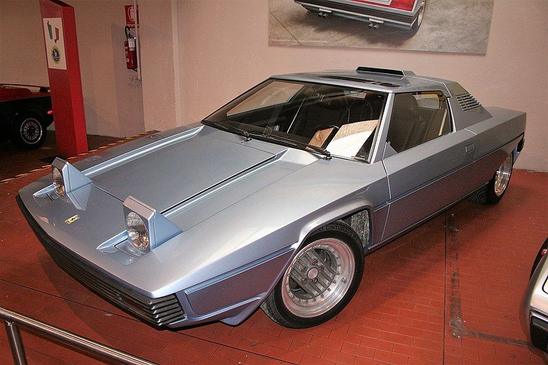 File:Bertone107 (28089740488).jpg