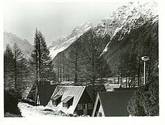 A-frame chalets, 1977.