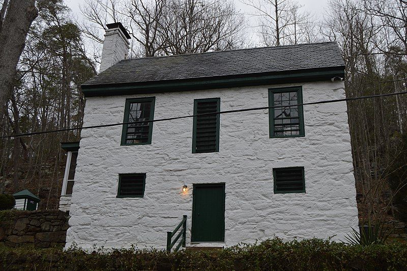 File:Cocke's Mill House.jpg