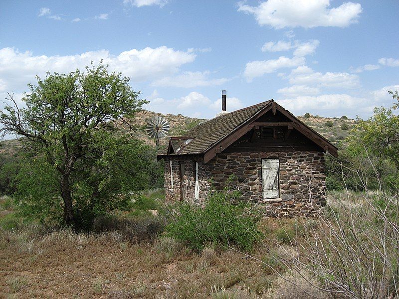 File:CopperCreekCabinPrescottArea074.jpg