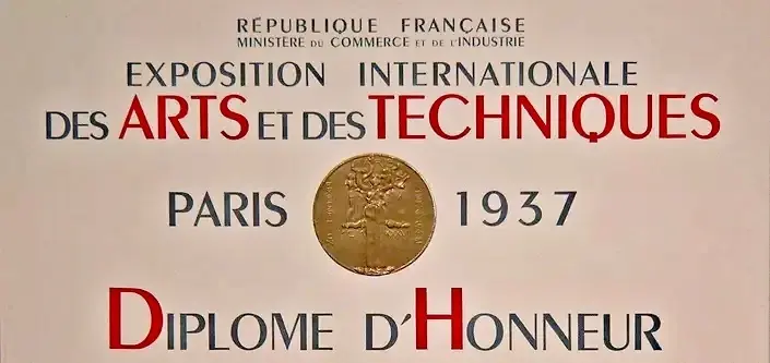 File:Diplome d'Honneur 1937.webp