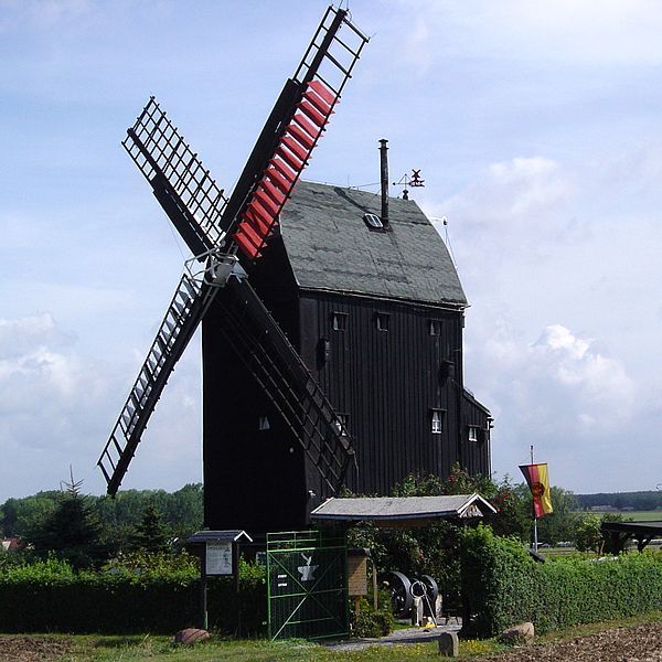 File:Eimersleben Windmühle (01).jpg