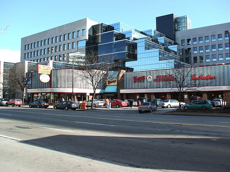 File:First Wendy's.jpg