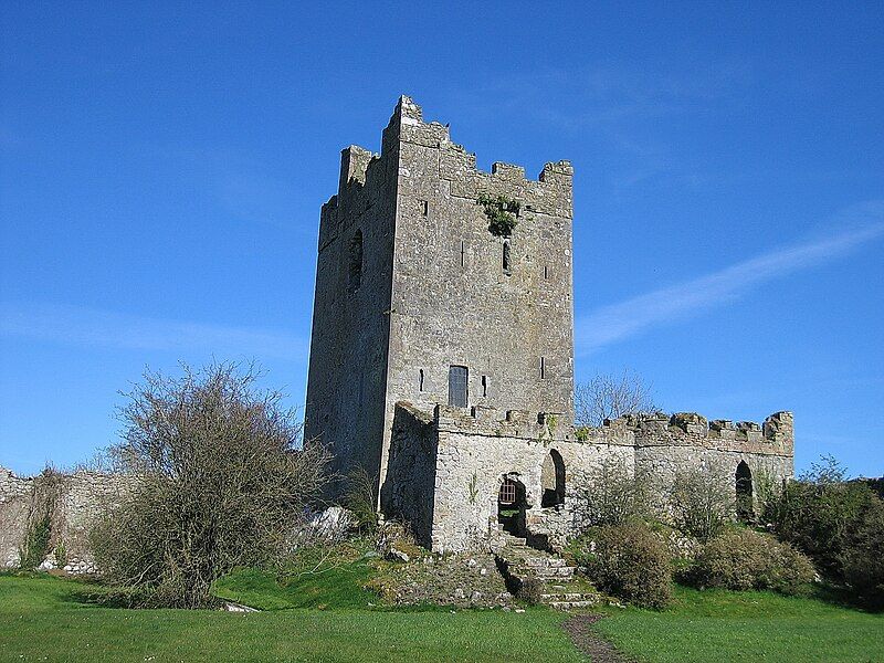 File:IMG ClononyCastle5782w.jpg