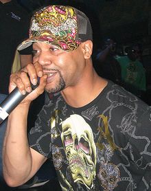 Juvenile performing in 2008