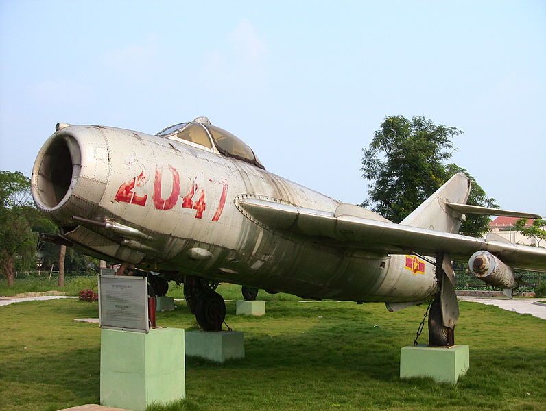 File:MIG17 so 2047.JPG