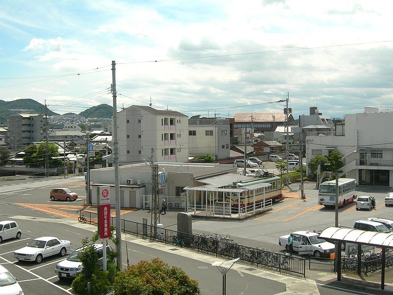 File:Tosa Electric Railway-Gomenmachi-station.jpg