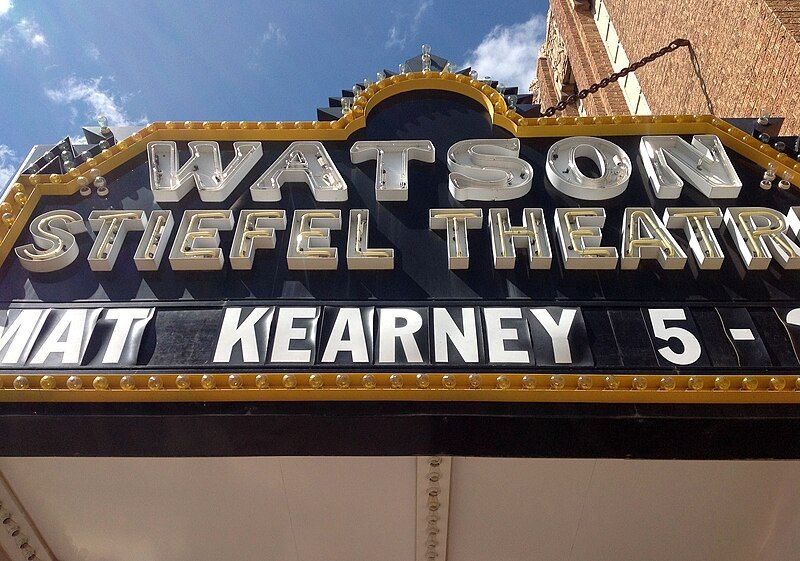 File:Watson-stiefel-theater-sign.jpg