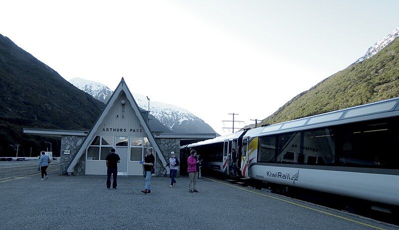 File:Arthur's Pass Station.jpg