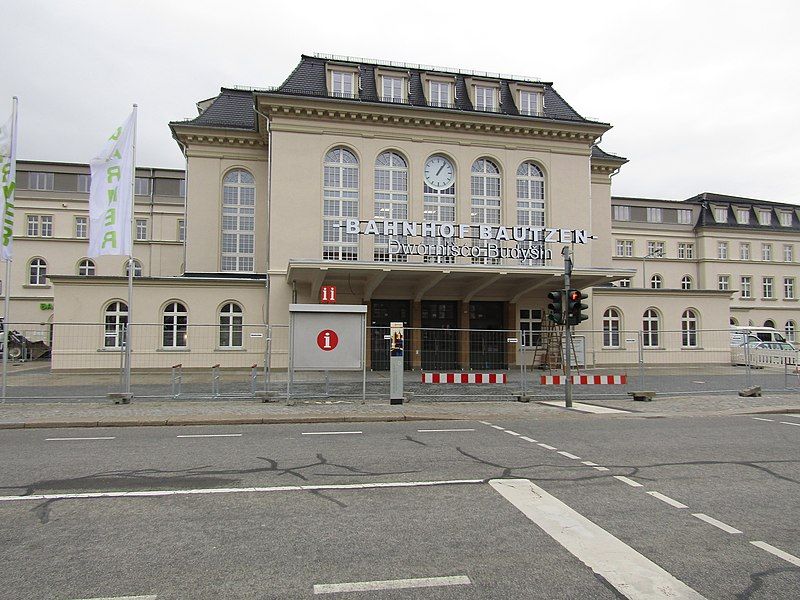 File:Bahnhof (Bautzen).jpg