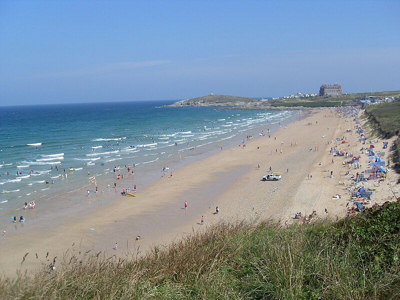 File:Fistral Beach.jpg