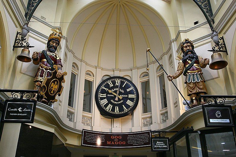 File:Gog&Magog-1,-Royal-Arcade,-Melb,-11.08.2008.jpg