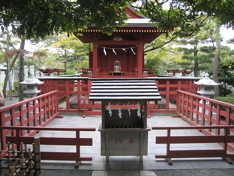 File:Hataage Benzaiten Shrine.JPG