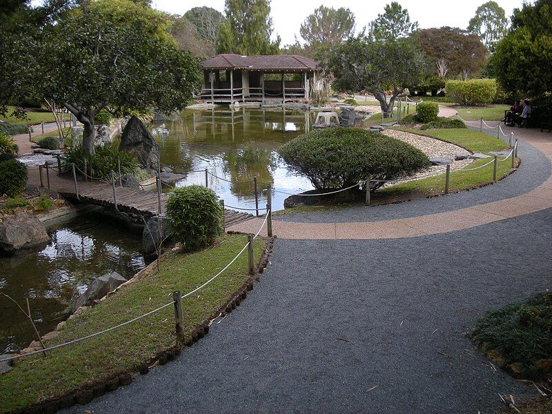 File:Jap gardens II.jpg