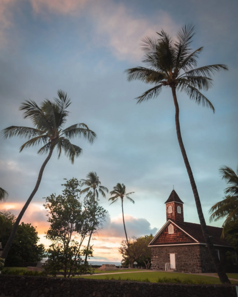 File:Keawala'i Congregational Church.png