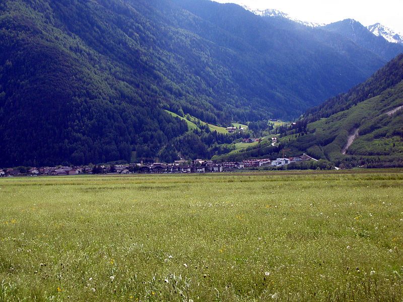 File:Mühlen in Südtirol.JPG