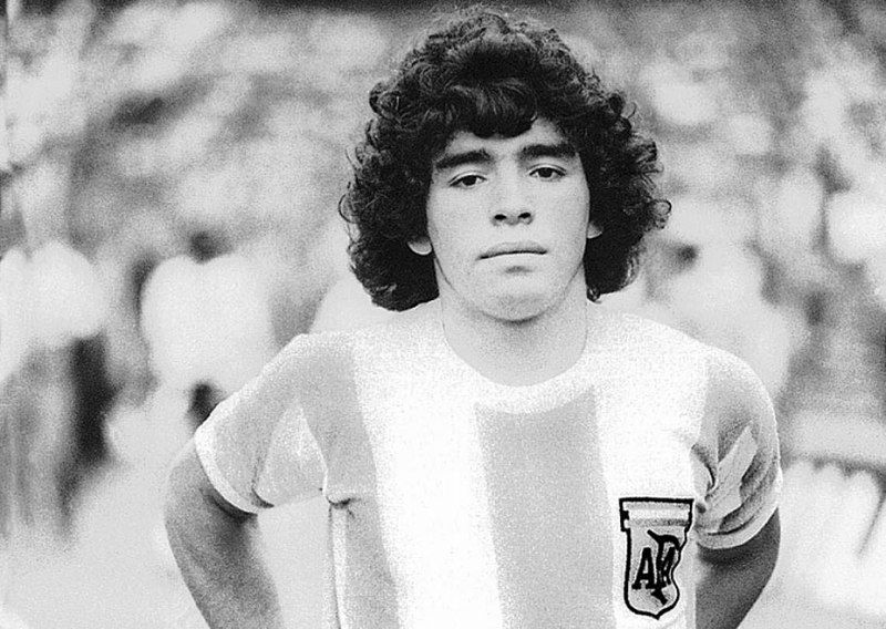 File:Maradona debut seleccion.jpg