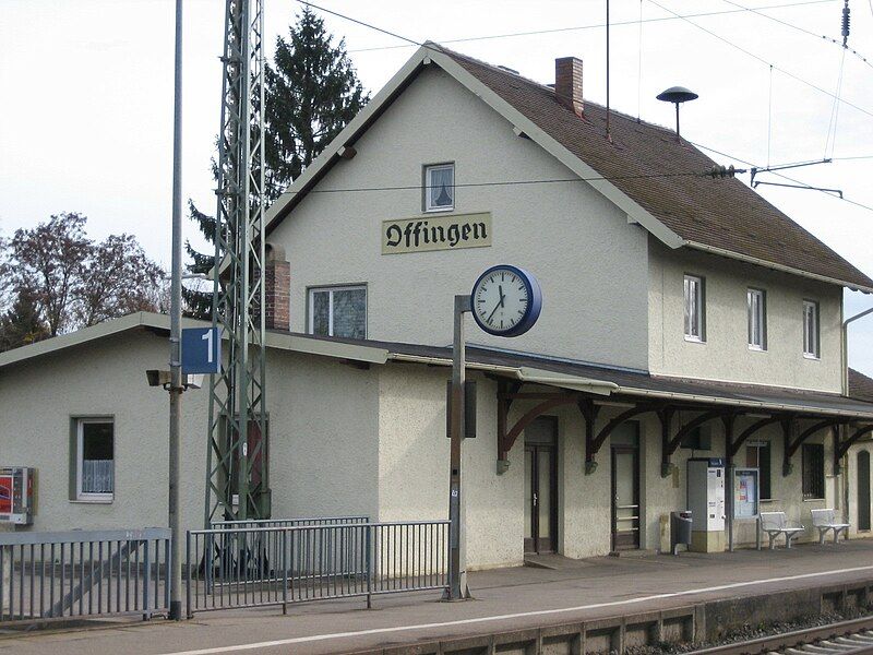 File:Offingen Bahnhof.jpg