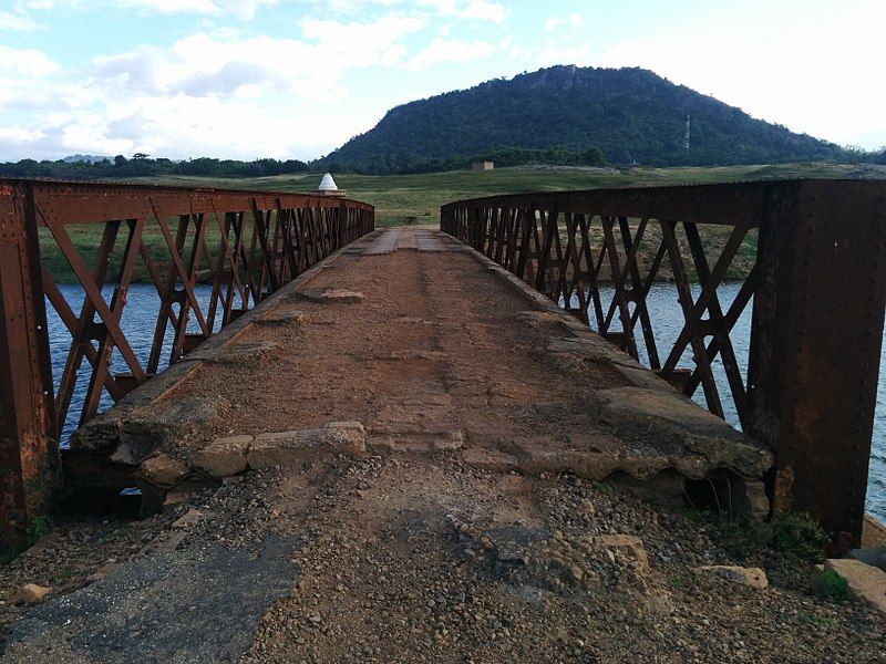 File:Old submerged bridge.jpg