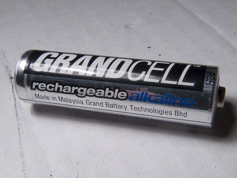 File:Rechargeable alkaline battery.jpg