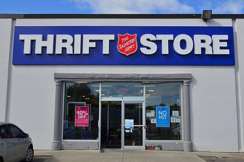 File:SalvationArmyThriftStoreRichmondHill.jpg