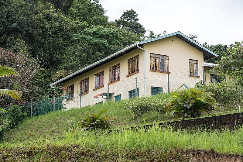 File:Sandakan Sabah CathedralStMary-Convent-02.jpg