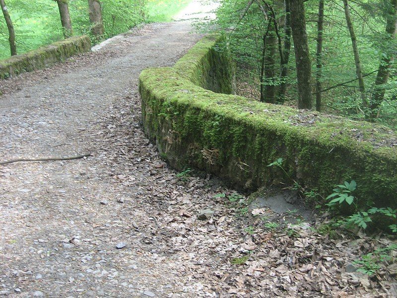 File:Schwarzabachbrücke.jpg