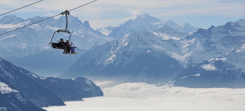 File:Ski Lift Villars.jpg