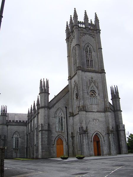 File:TuamRCCathedral.jpg