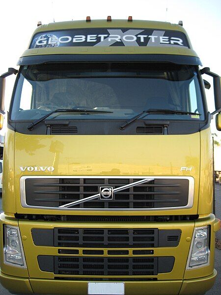 File:Volvo FH Glober.jpg