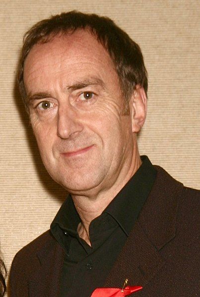 File:Angus Deayton.jpg